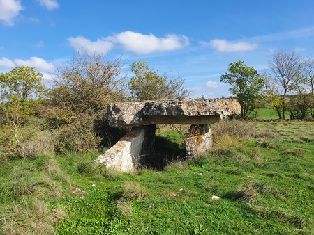Dolmen de Jonquet Dolmen de Jonquet