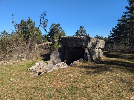 Dolmen de Laumède Dolmen de Laumède