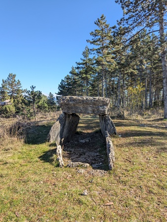 Dolmen de Laumède Dolmen de Laumède